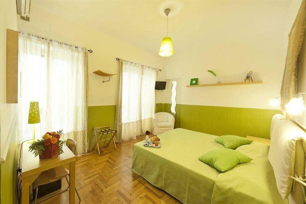 B&B Cappella Vecchia 11 เนเปิลส์ ภายนอก รูปภาพ
